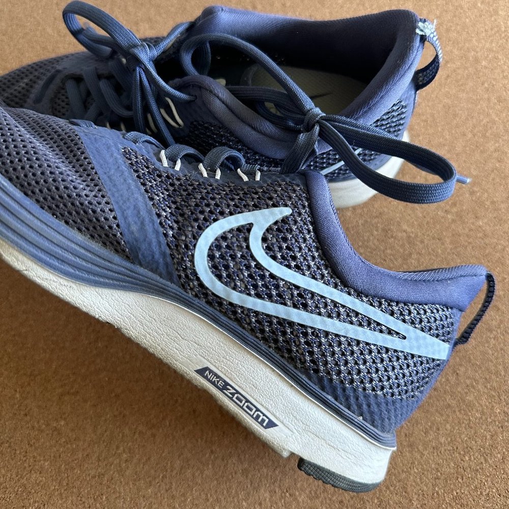 Womens NIKE ZOOM STRIKE Blue Recall Trainers AJ0188 400
